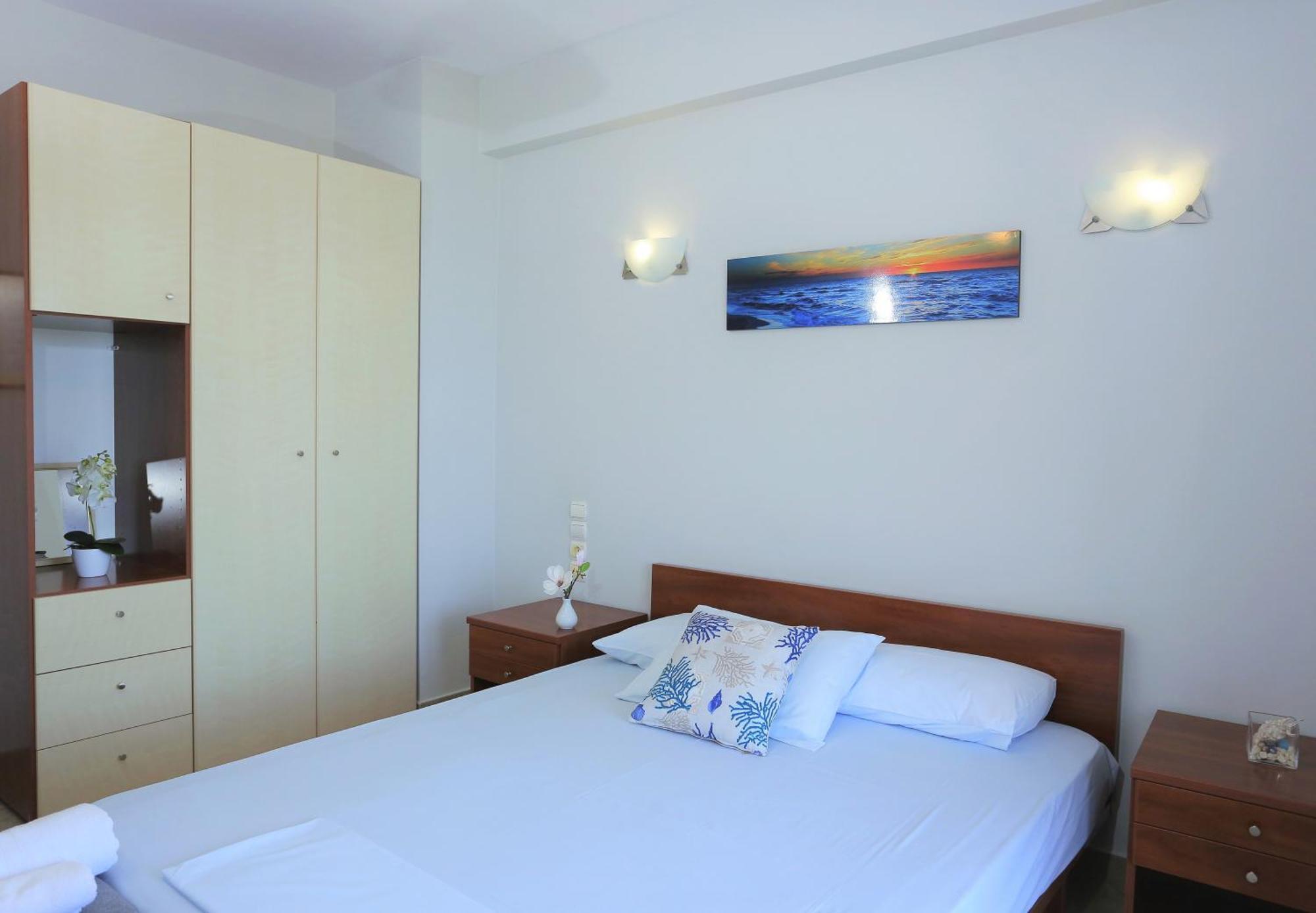 Chrispy Apartments Sivota  Room photo